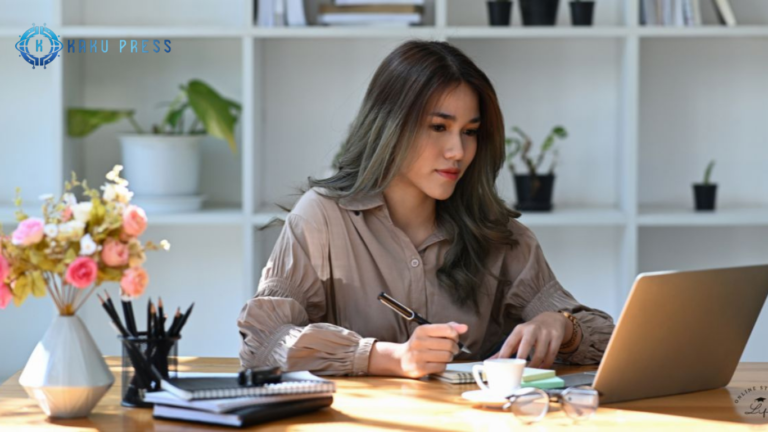 Start Your Online College Journey Today – Enroll & Learn from Anywhere Start Your Online College Journey Today – Enroll & Learn from Anywhere